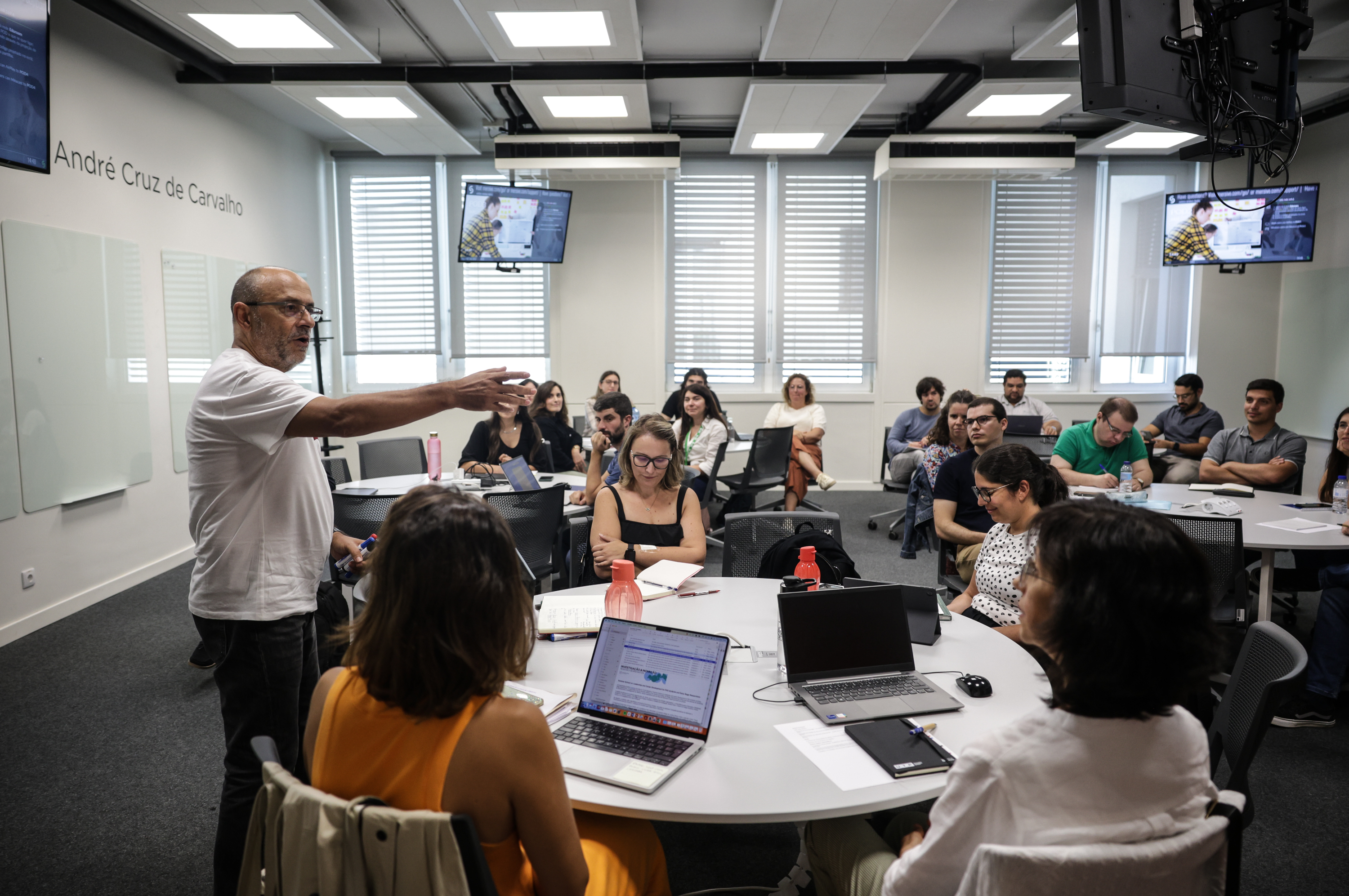 Thumbnail da galeria Summer School